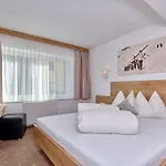Lägenhet Gaestehaus Bergkristall *