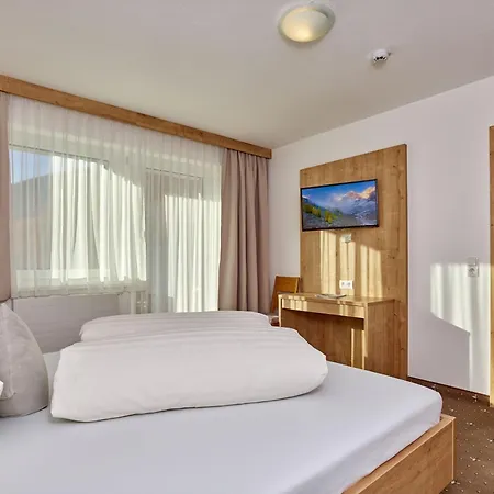 Gaestehaus Bergkristall Апартаменты Зёльден