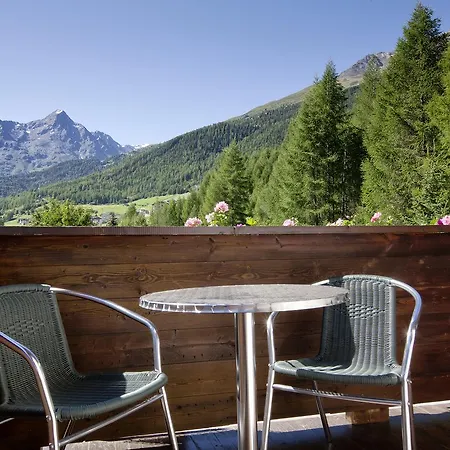 Апартаменты Gaestehaus Bergkristall