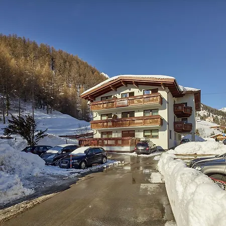 Апартаменты Gaestehaus Bergkristall