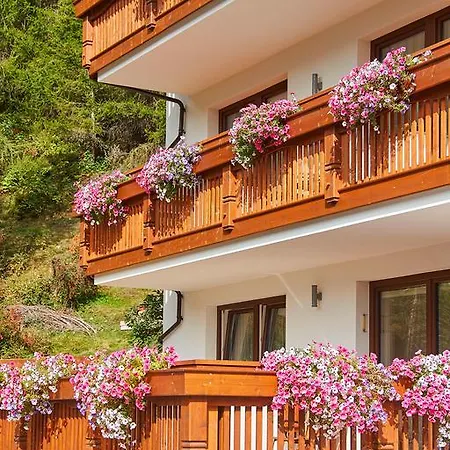 Gaestehaus Bergkristall Sölden